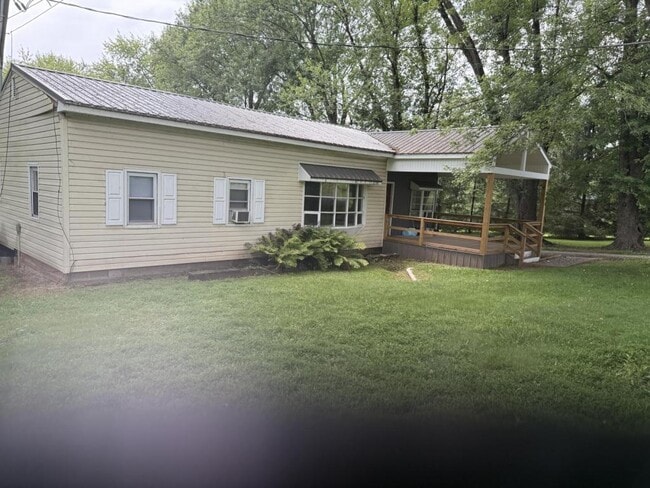 Building Photo - 344 W Juniata Pky