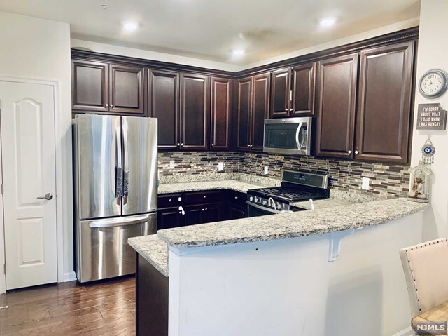 Foto principal - 67 Wesmont Drive