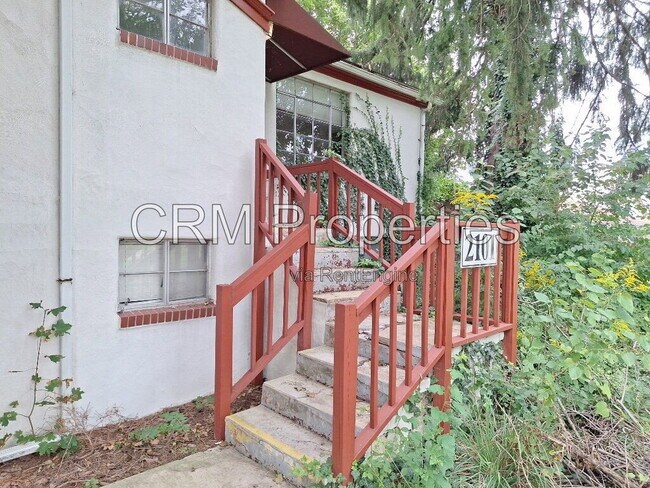 Building Photo - 2101 N Wheeling Ave