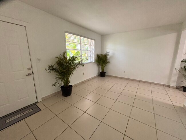 Foto del edificio - 2980 SW 25th St