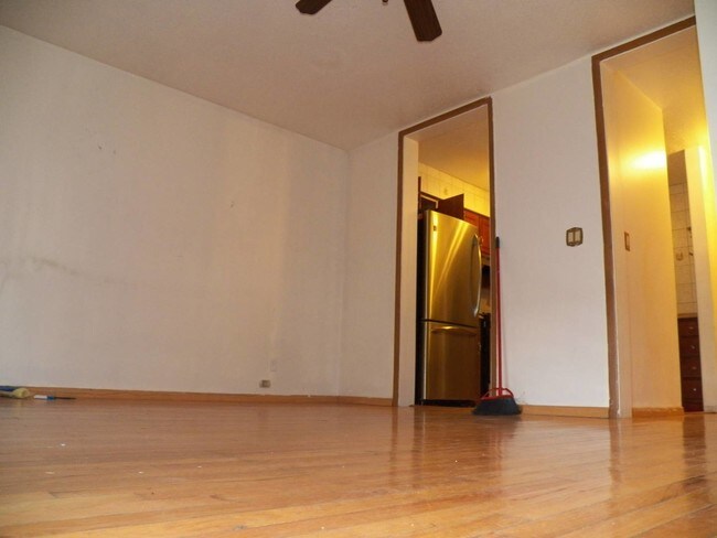 Foto del edificio - 2066 Cicero Ave