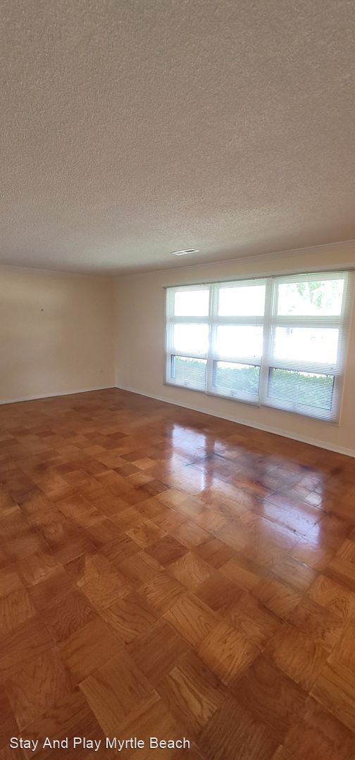 Building Photo - 3 br, 2 bath House - 609 Hibiscus Ave.