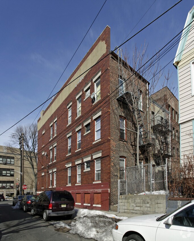 Building Photo - 234 Bergen Ave