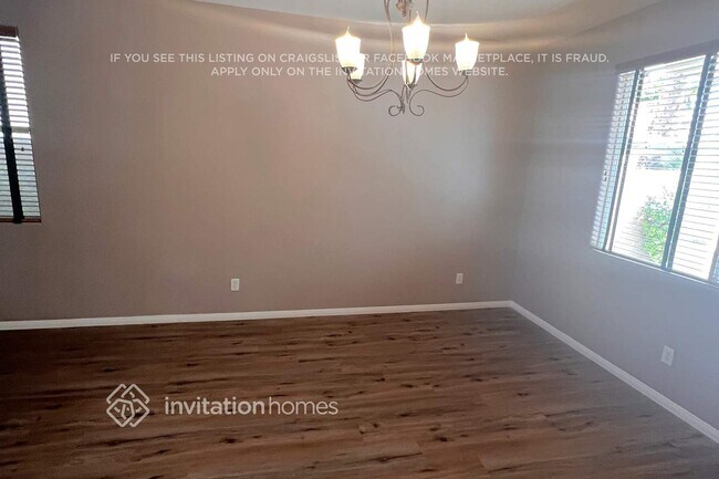 Foto del edificio - 5795 Farmhouse Ct