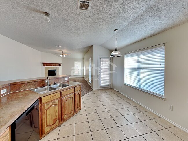 Foto del edificio - 777 Eldorado Dr