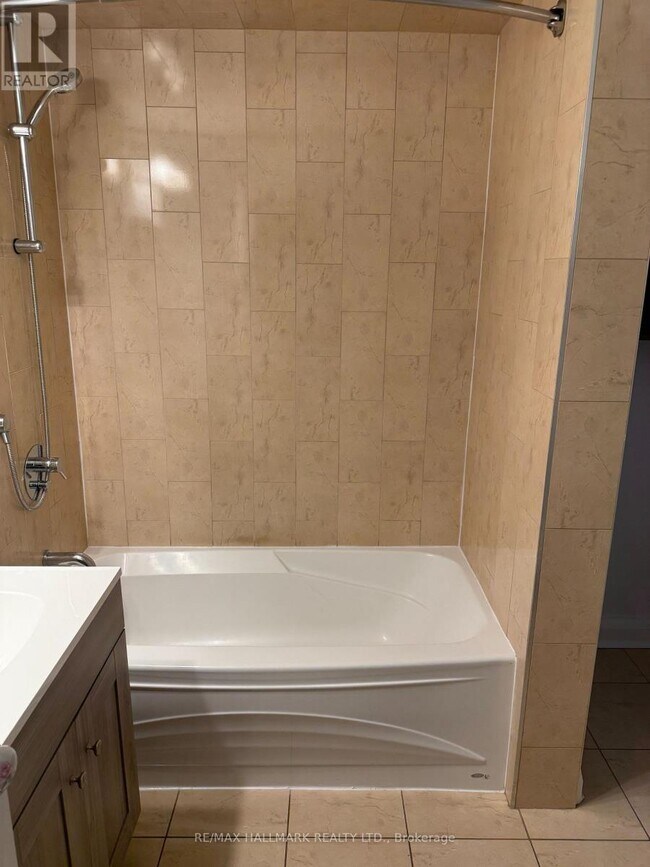 Photo du bâtiment - 160 Welland Ave