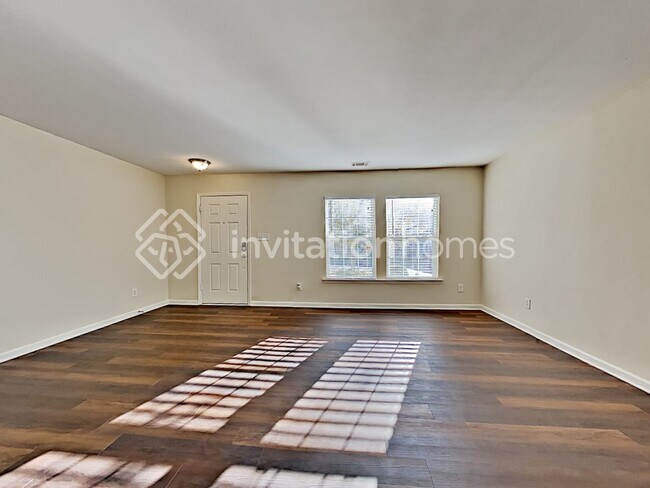 Foto del edificio - 15537 Normans Landing Dr