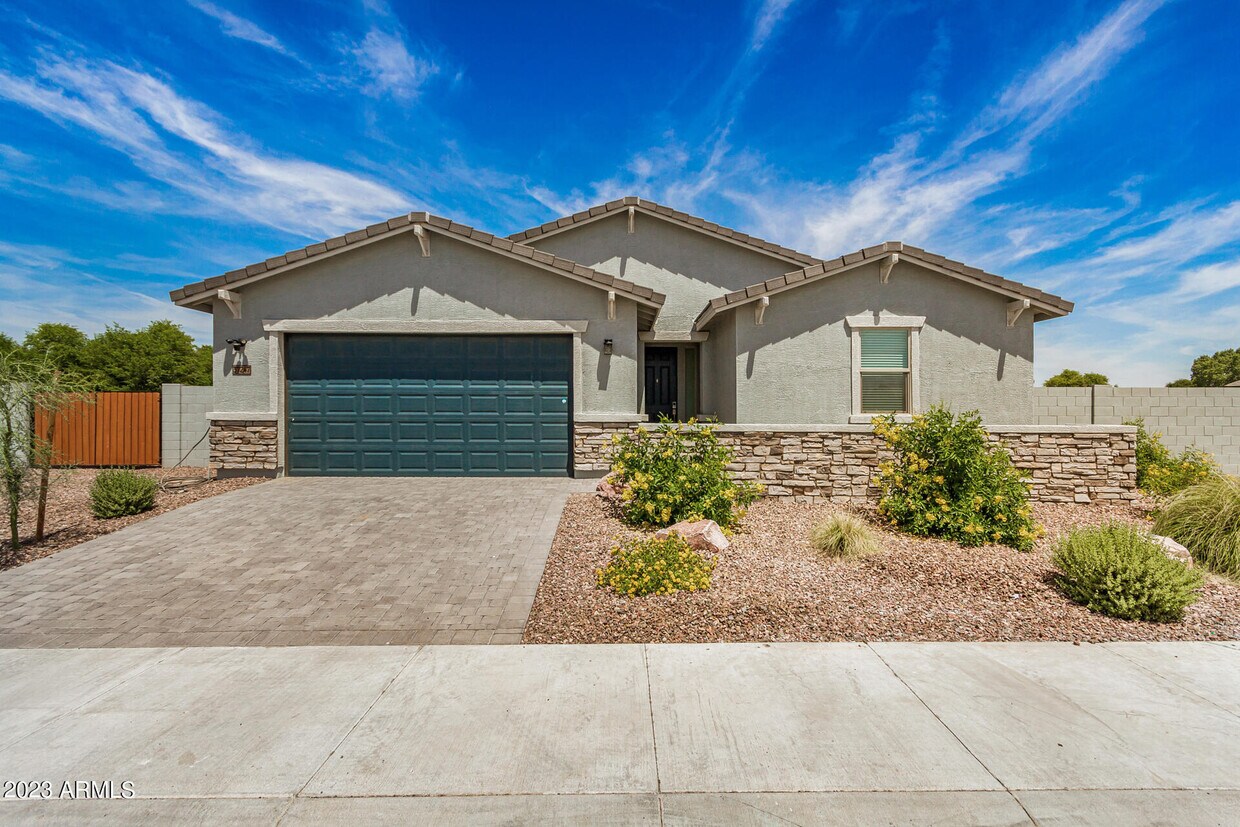 Primary Photo - 37247 N Dartmoor St