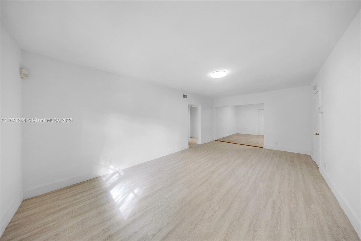 Foto principal - 1125 9th St