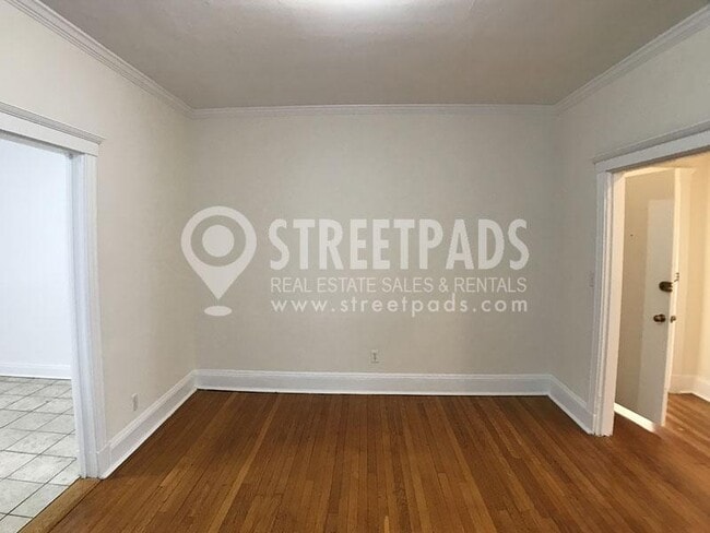 Building Photo - 2 bedroom in Boston MA 02135