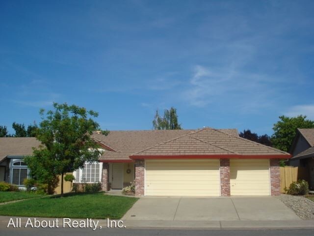 Foto principal - 3 br, 2 bath House - 1644 STEINBECK DRIVE