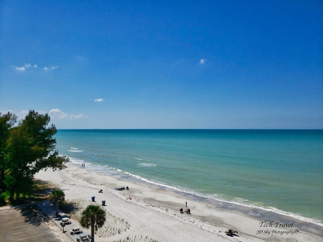 Foto del edificio - 8470 W Gulf Blvd