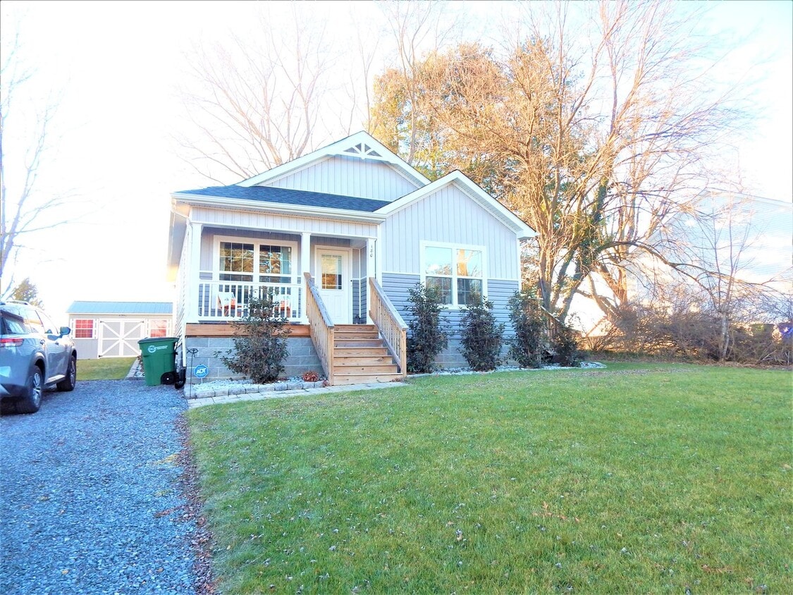 Photo - 180 Economy | Christiansburg Townhome