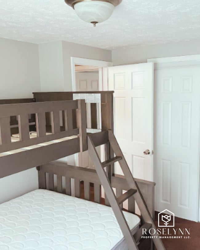 Building Photo - 30 Clayton St