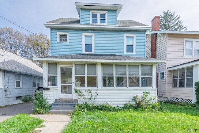 Building Photo - 325 S Midler Ave