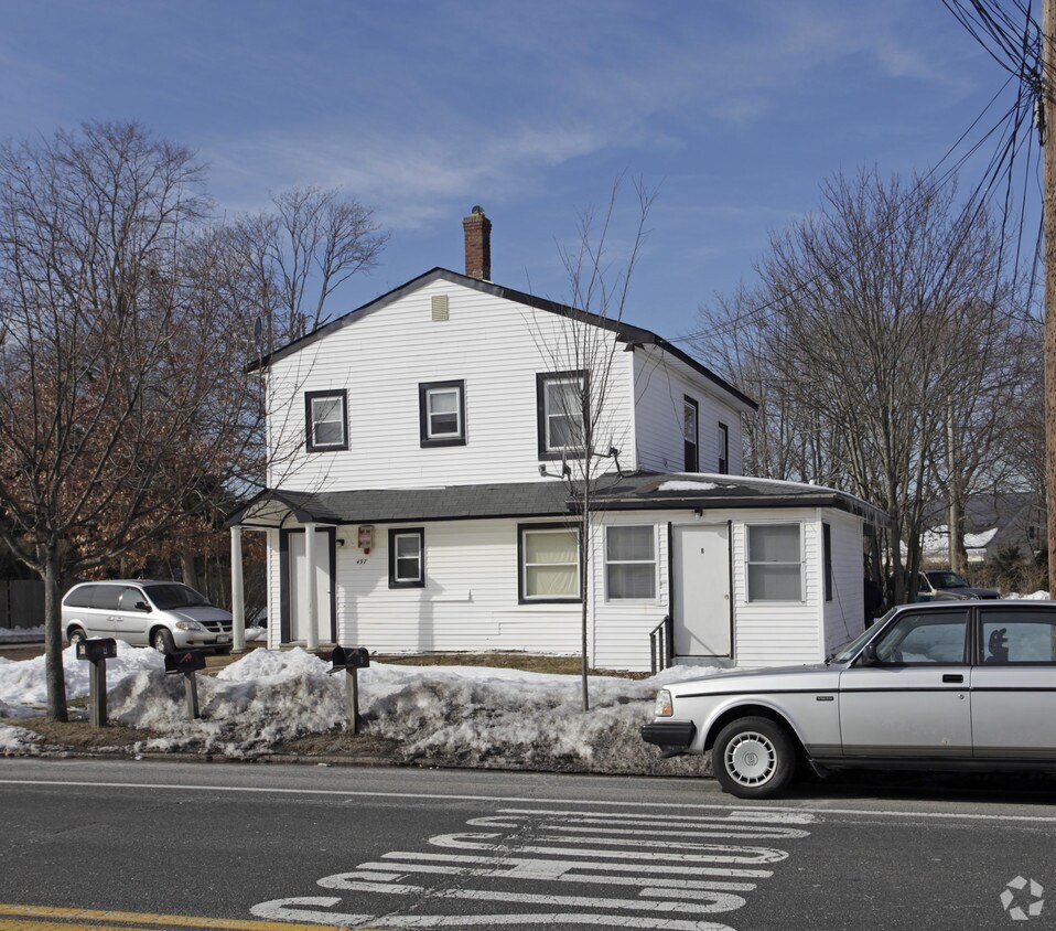 Foto del edificio - 497 Montauk Hwy
