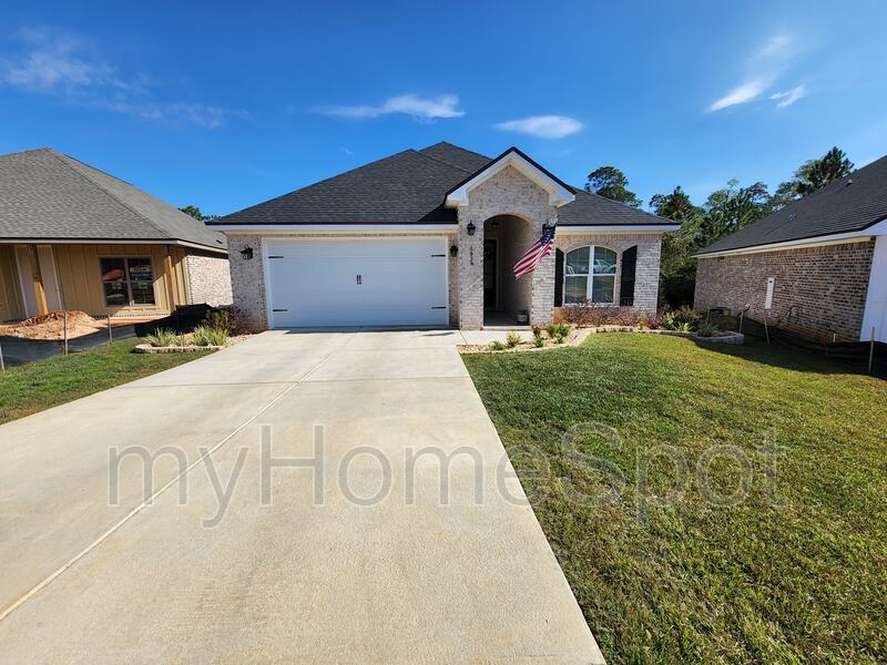 5939 Huntington Creek Blvd, Pensacola, FL 32526 House Rental in