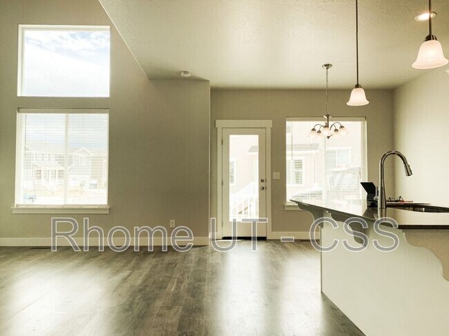 Building Photo - 5107 W Tyce Ln