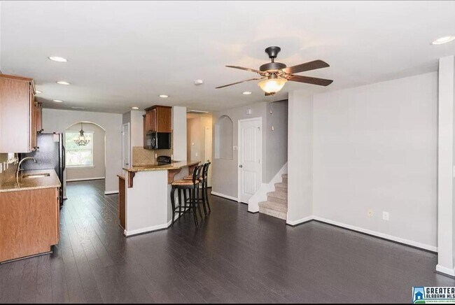 Foto del edificio - 5728 Park Side Rd