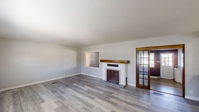 Foto del edificio - Charming 4 bed 2 bath home in Yucaipa