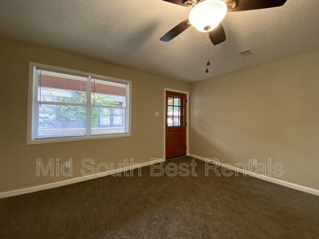 Foto del edificio - 2108 S Pine St