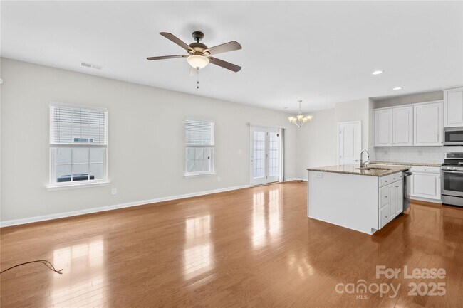 Foto del edificio - 7433 White Elm Ln