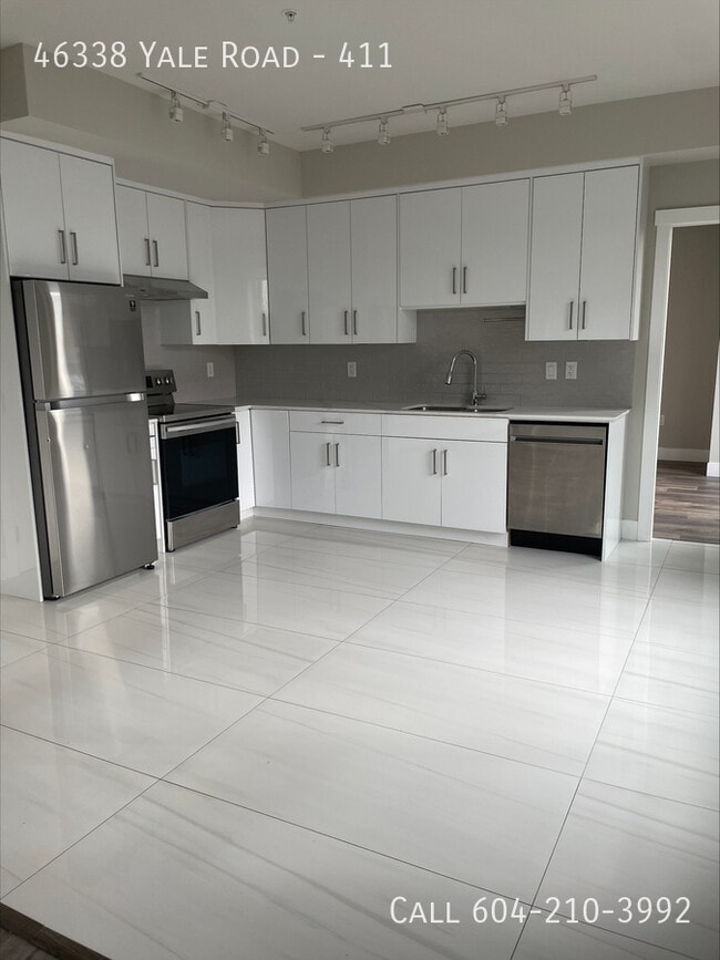 Photo du bâtiment - Modern 2 Bedroom Condo