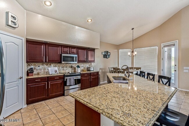 Building Photo - 6551 S 4 Peaks Pl