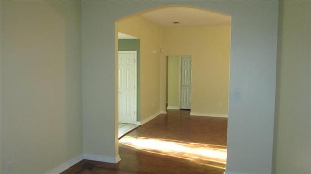 Building Photo - 33 Tulleries Garden Ln