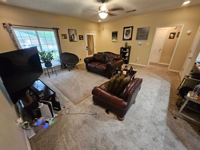 Building Photo - 6201 Fagan Cir