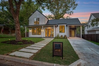 Building Photo - 4807 Lansing Dr