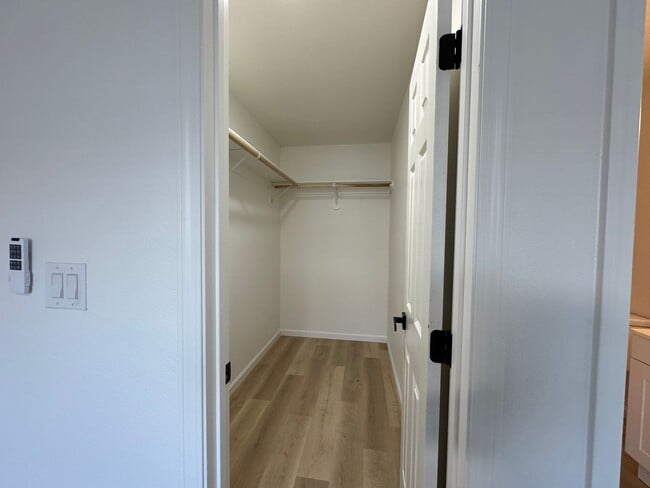 Building Photo - Completely Remodeled Three Bed, Two Bath D...