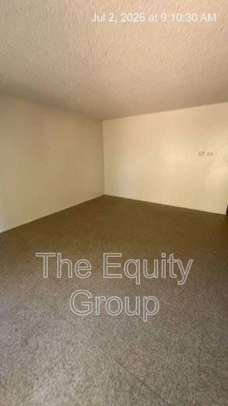 Foto del edificio - 529 E Kaweah Ave