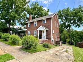 Building Photo - 145 Blanton St
