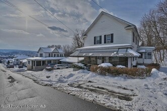Building Photo - 1309 Wood St
