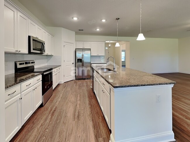 Building Photo - 319 Cortez Dr