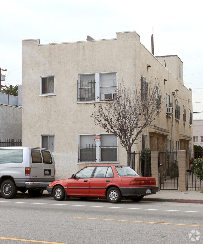 Primary Photo - 224 Olive Ave