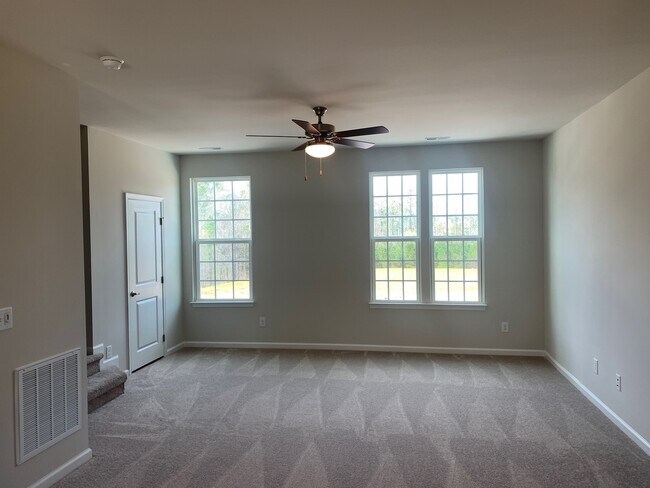 Building Photo - 444 Brier Summit Pl