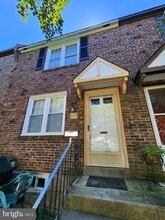 Building Photo - 2290 S Harwood Ave