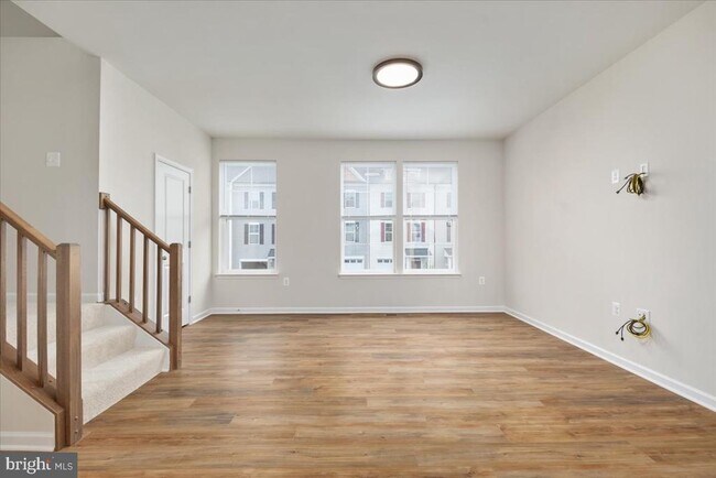 Foto del edificio - 210 Monteith Dr