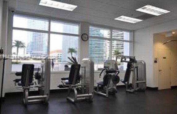 Building Photo - 1200 Brickell Bay Dr