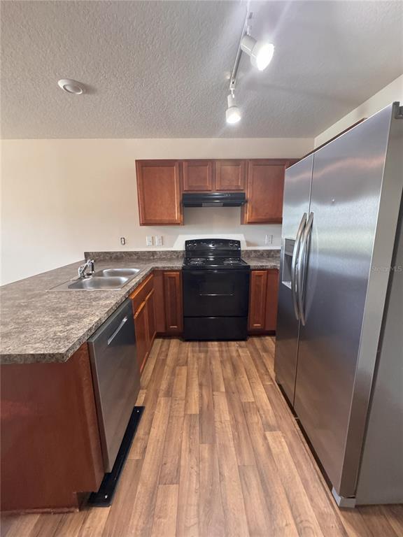 Foto del edificio - 4109 Sugarfoot Dr