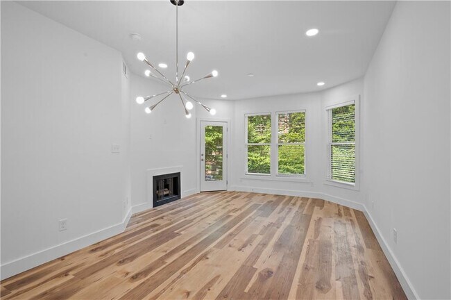 Foto del edificio - 855 Piedmont Ave NE