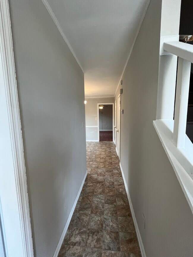 vestíbulo - 1111 Emmett St