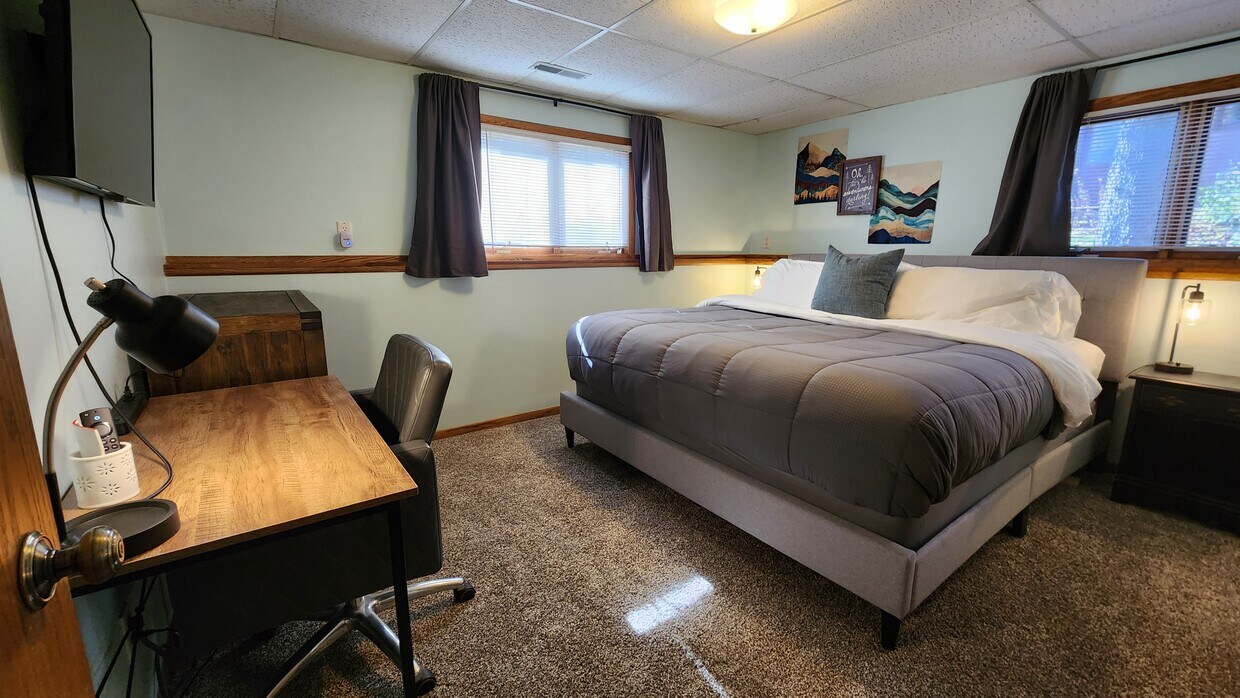 5004 Hickory Ln, McFarland, WI 53558 House Rental in McFarland, WI