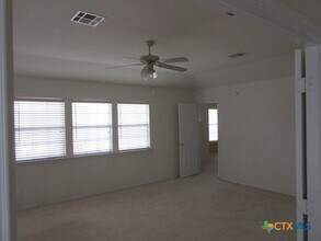 Building Photo - 3023 Sundance Dr