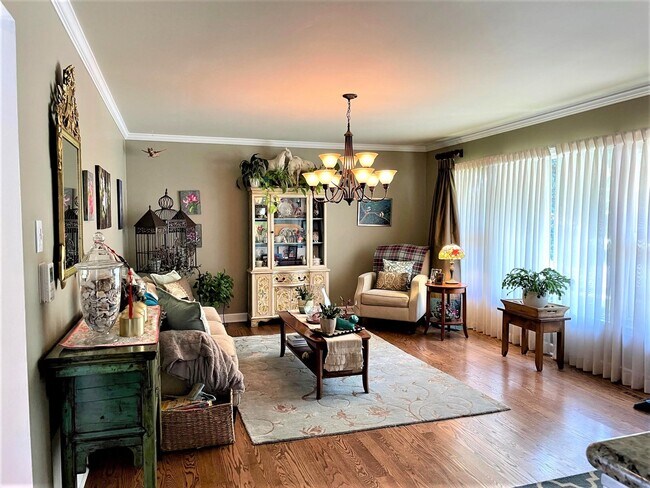 Foto del edificio - 720 Preston Ln