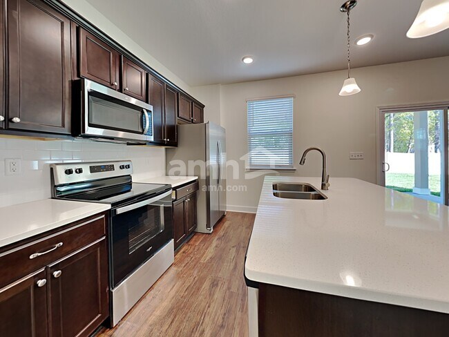 Building Photo - 12337 Paperbark Pl