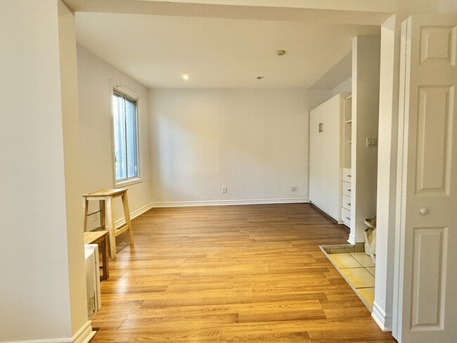 Photo du bâtiment - 461 Rue Rachel E