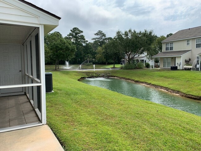 Building Photo - 3-Bedroon, 2.5-Bath Townhouse